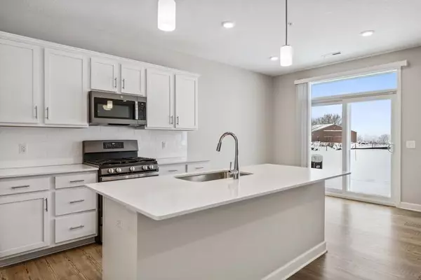 Lake Elmo, MN 55042,9450 4th ST N