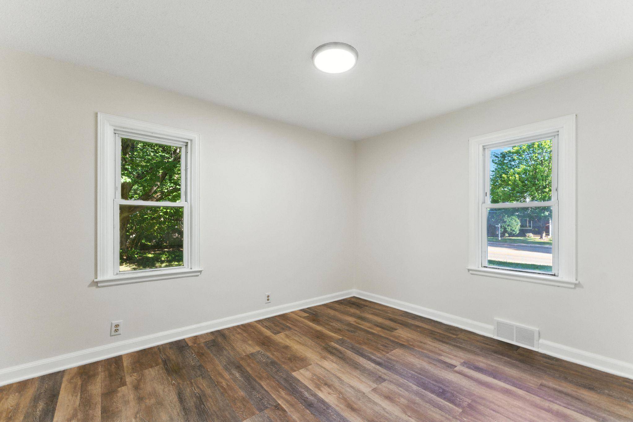 Bloomington, MN 55420,8600 Bryant AVE S