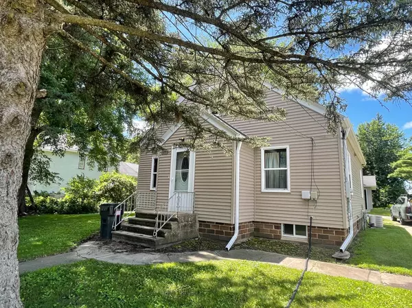 Fulda, MN 56131,603 N Ireland AVE