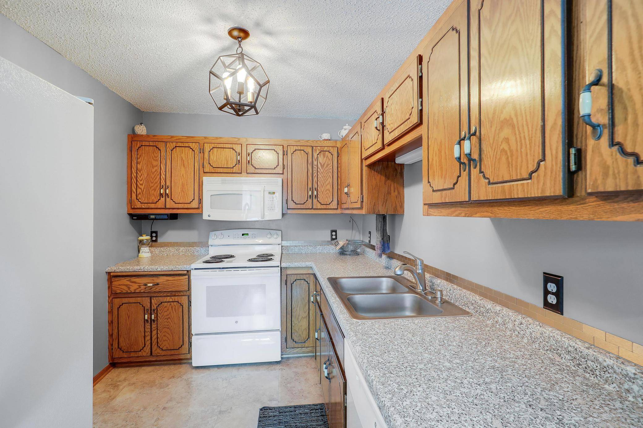 Rosemount, MN 55068,3770 156th ST W