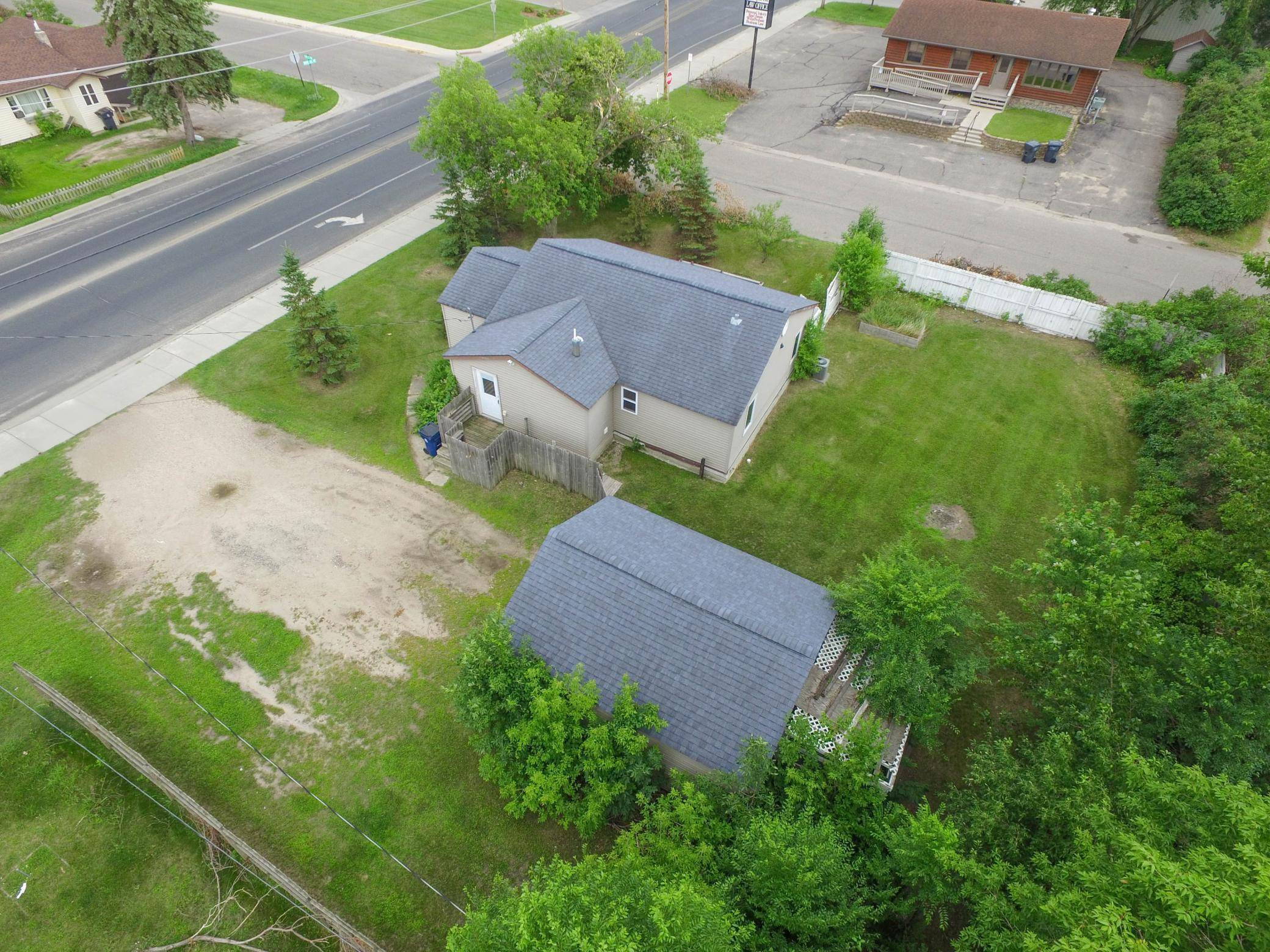 2423 Irvine AVE NW, Bemidji, MN 56601