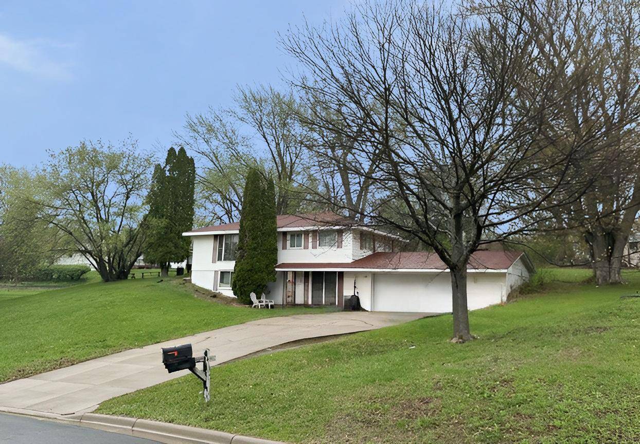 Burnsville, MN 55337,13832 Shirley DR