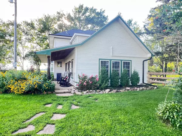 Spring Valley, MN 55975,18952 County 1