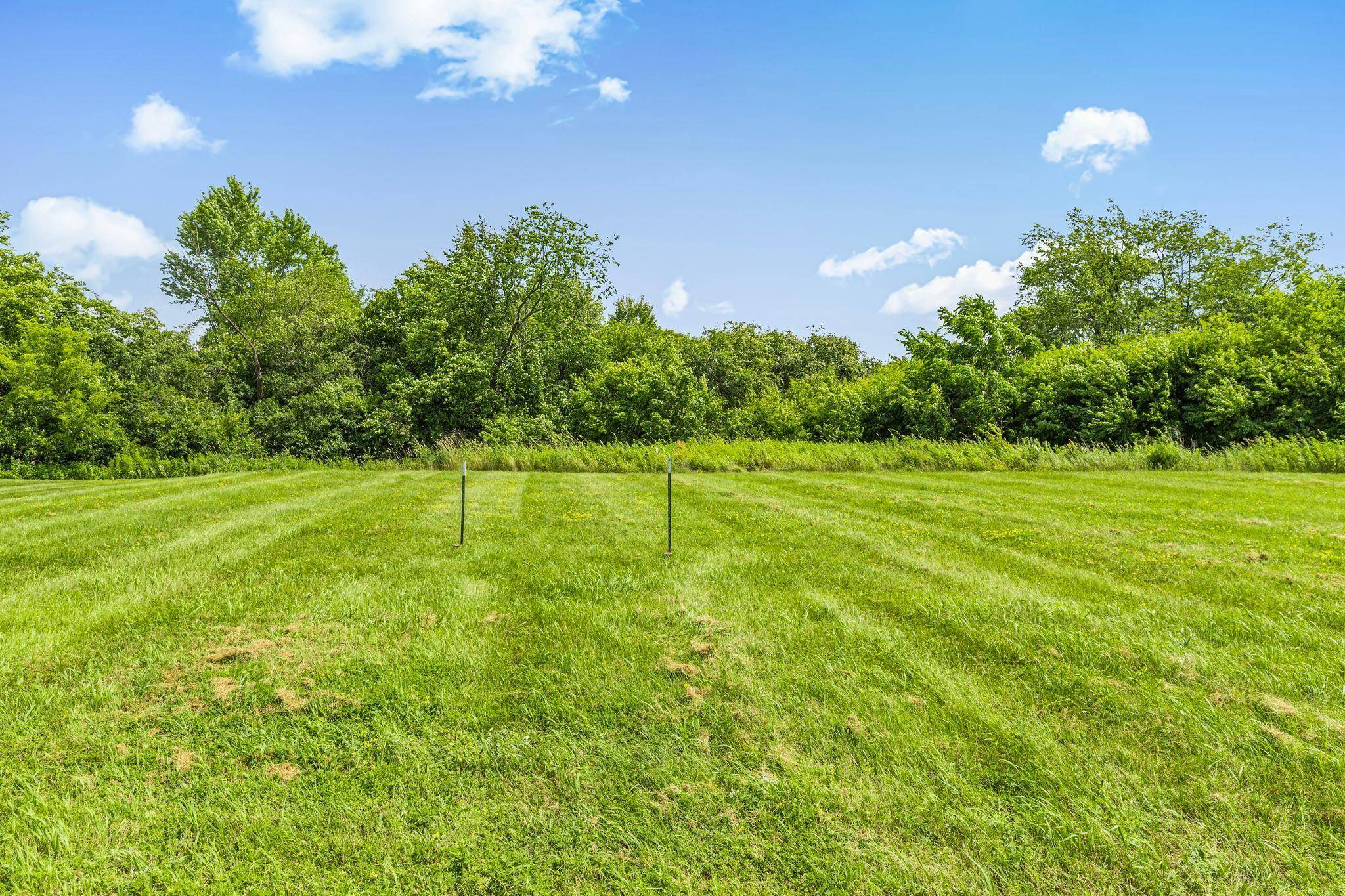 219 Appaloosa CT, Braham, MN 55006