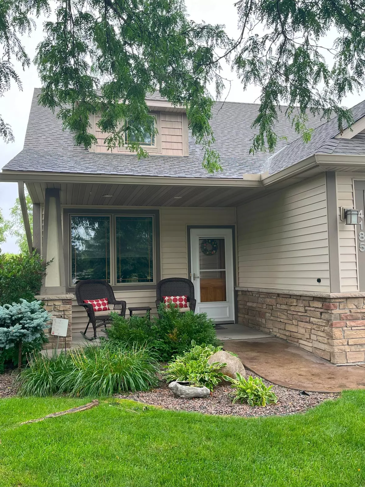 Vadnais Heights, MN 55127,4185 Centerville RD