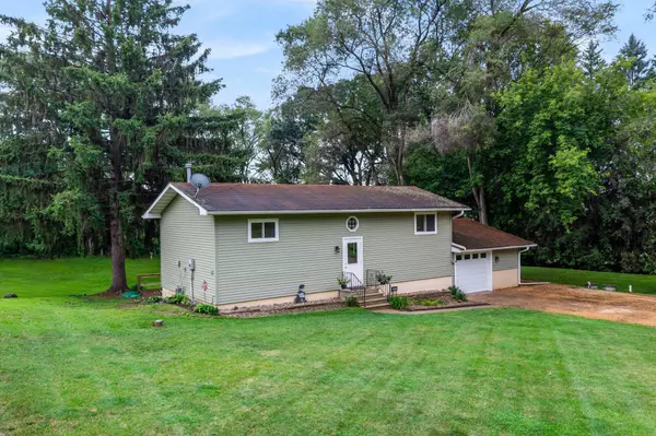 Houlton, WI 54082,143 136th AVE