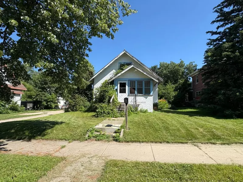 609 Black Oak AVE, Montevideo, MN 56265
