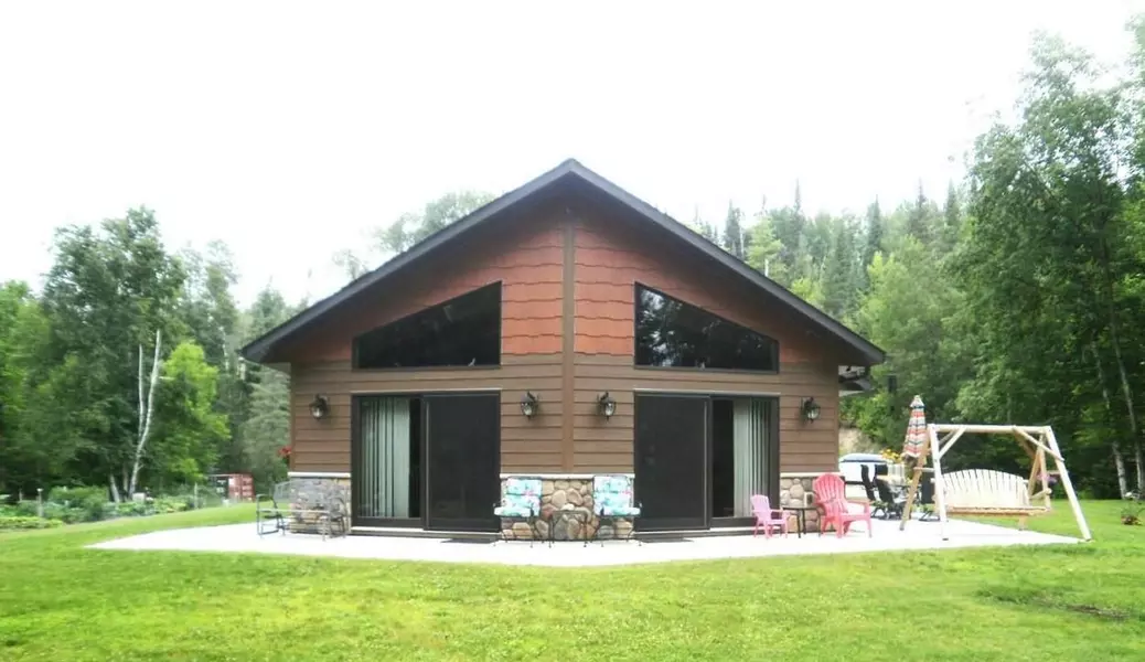 20049 County Road 70, Bovey, MN 55709