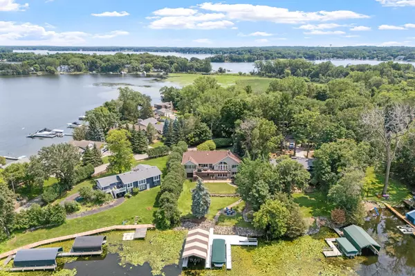 Shorewood, MN 55364,4360 Enchanted DR