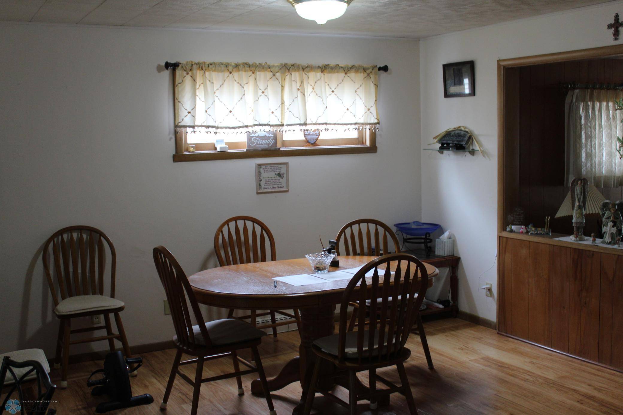 Wahpeton, ND 58075,718 6th ST N