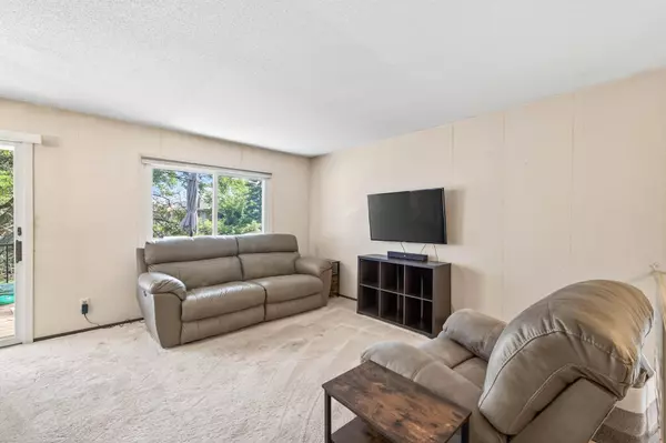Shoreview, MN 55126,4173 Sylvia LN S