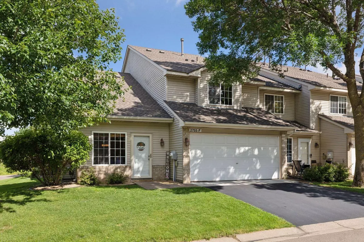 Woodbury, MN 55125,2755 Meadow Brook DR #F