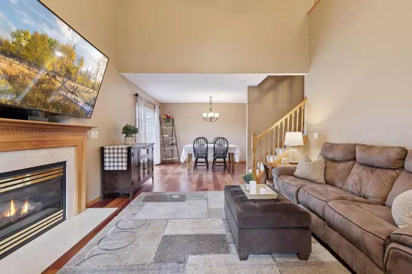 Woodbury, MN 55125,2755 Meadow Brook DR #F