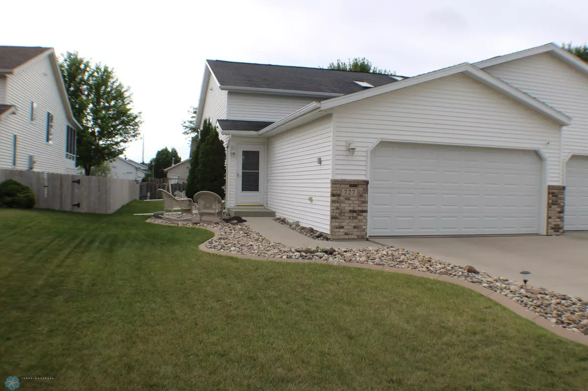 West Fargo, ND 58078,727 14th AVE E