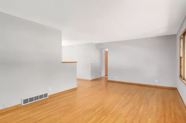 Inver Grove Heights, MN 55076,7400 Cahill AVE