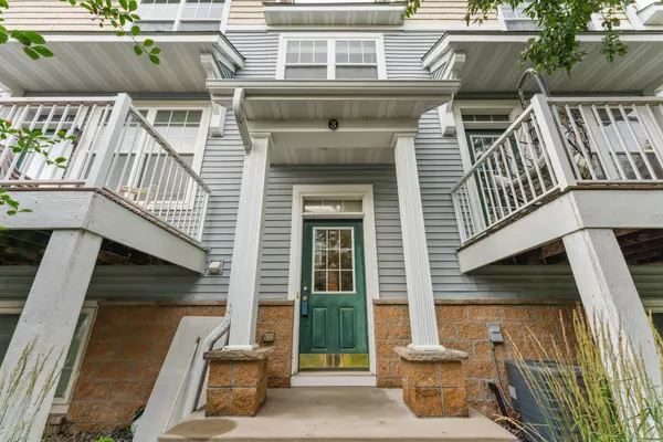 1679 Village TRL E #3, Maplewood, MN 55109