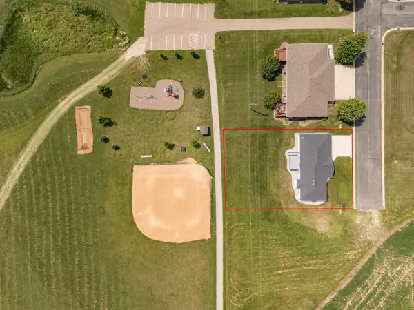 Saint Charles, MN 55972,416 Brubaker DR