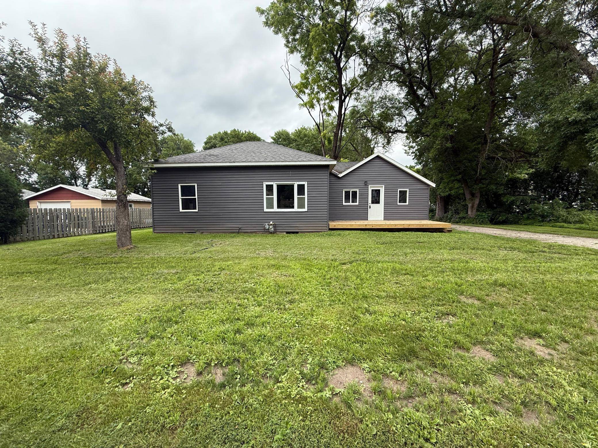1514 Trott AVE SW, Willmar, MN 56201