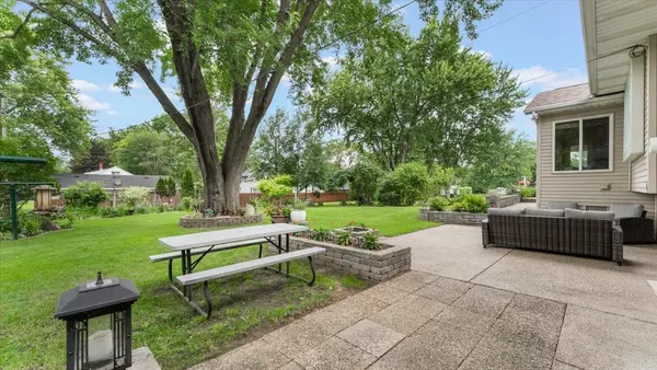Sauk Rapids, MN 56379,721 6th AVE N