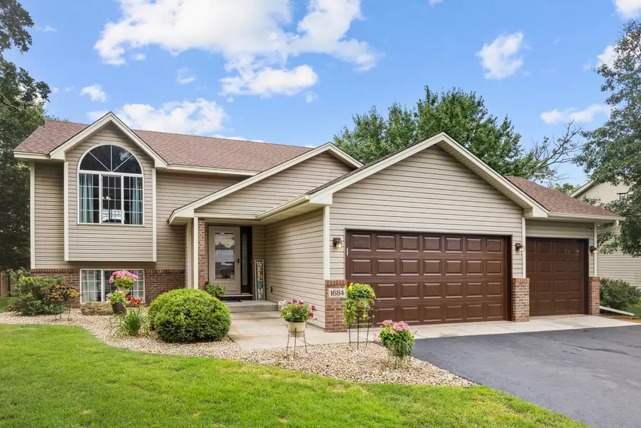 1684 155th AVE NW, Andover, MN 55304