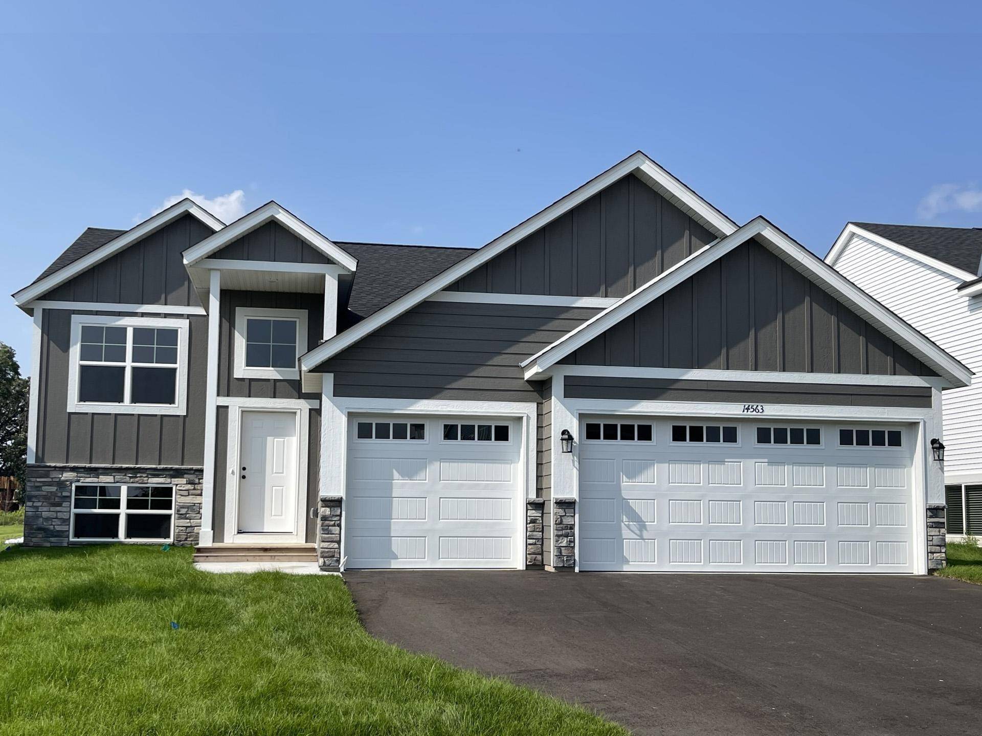 14715 Pearson ST NW, Ramsey, MN 55303