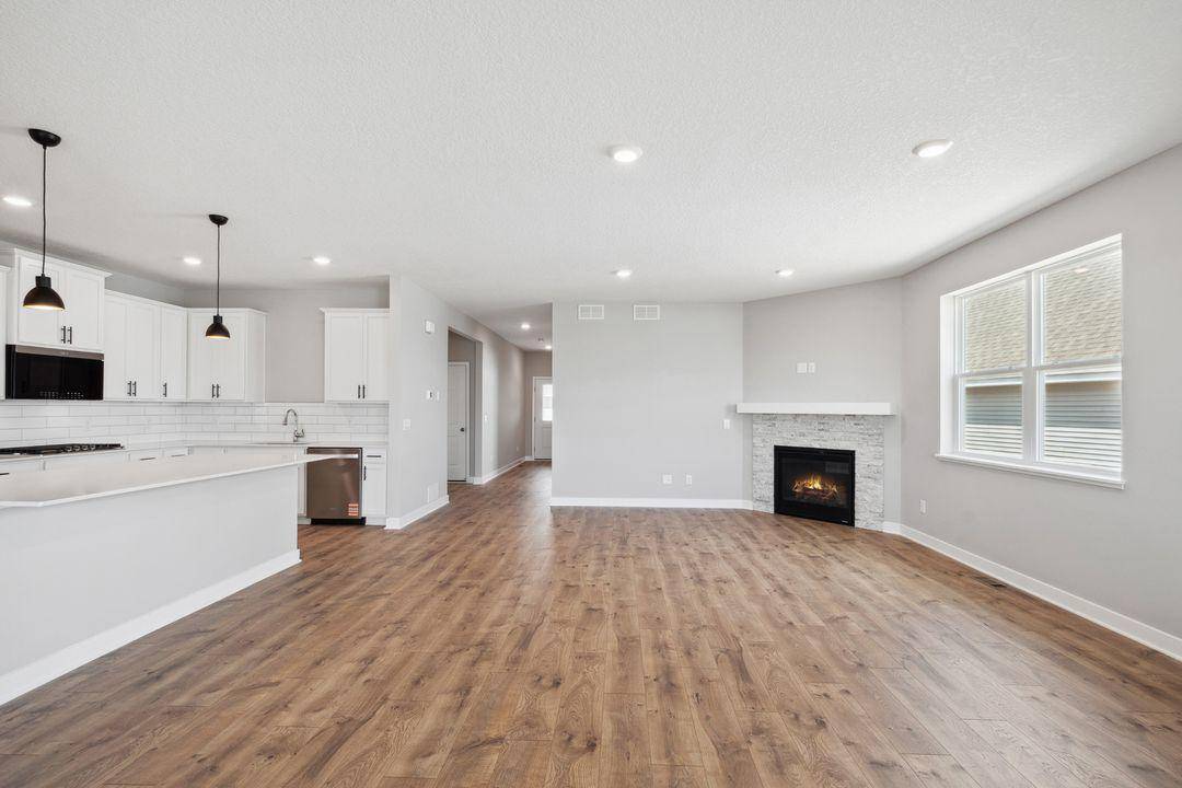 Chaska, MN 55318,1604 Oak Creek PASS