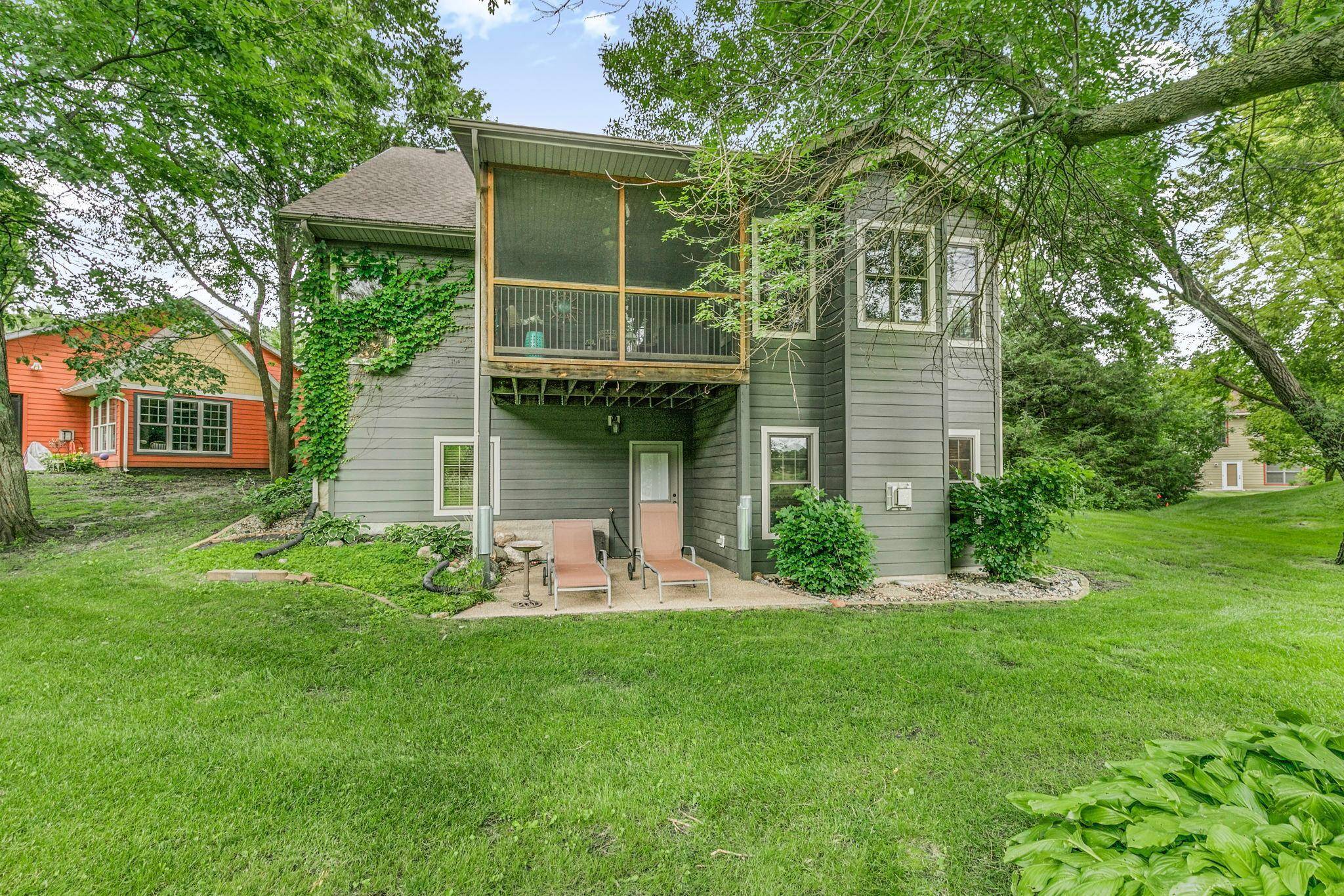 Willmar, MN 56201,516 19th ST SE