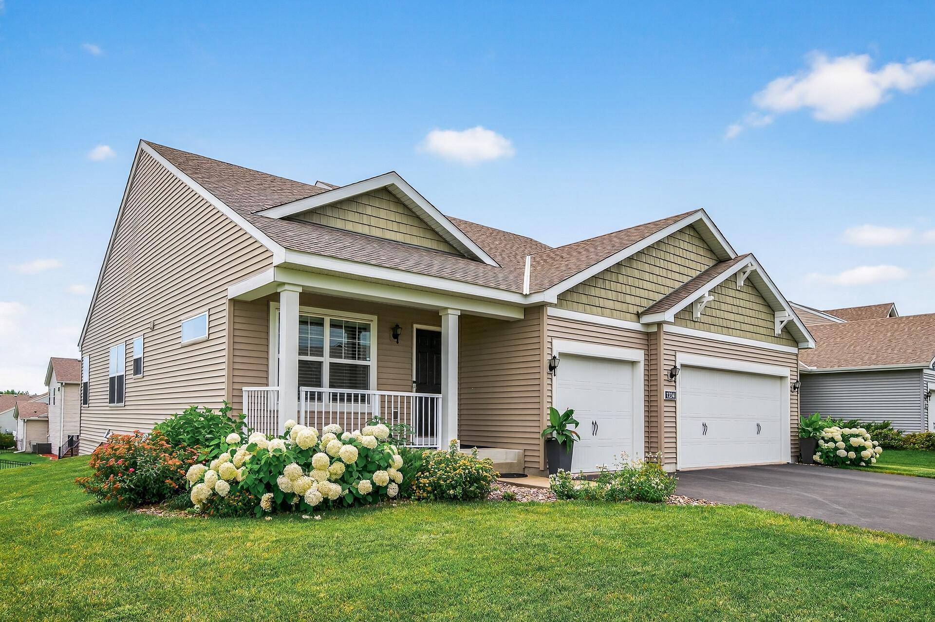 1234 139th ST E, Rosemount, MN 55068