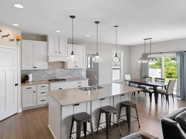 Lakeville, MN 55044,9151 179th ST W
