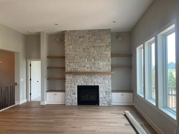 Woodbury, MN 55129,4030 Arbor DR