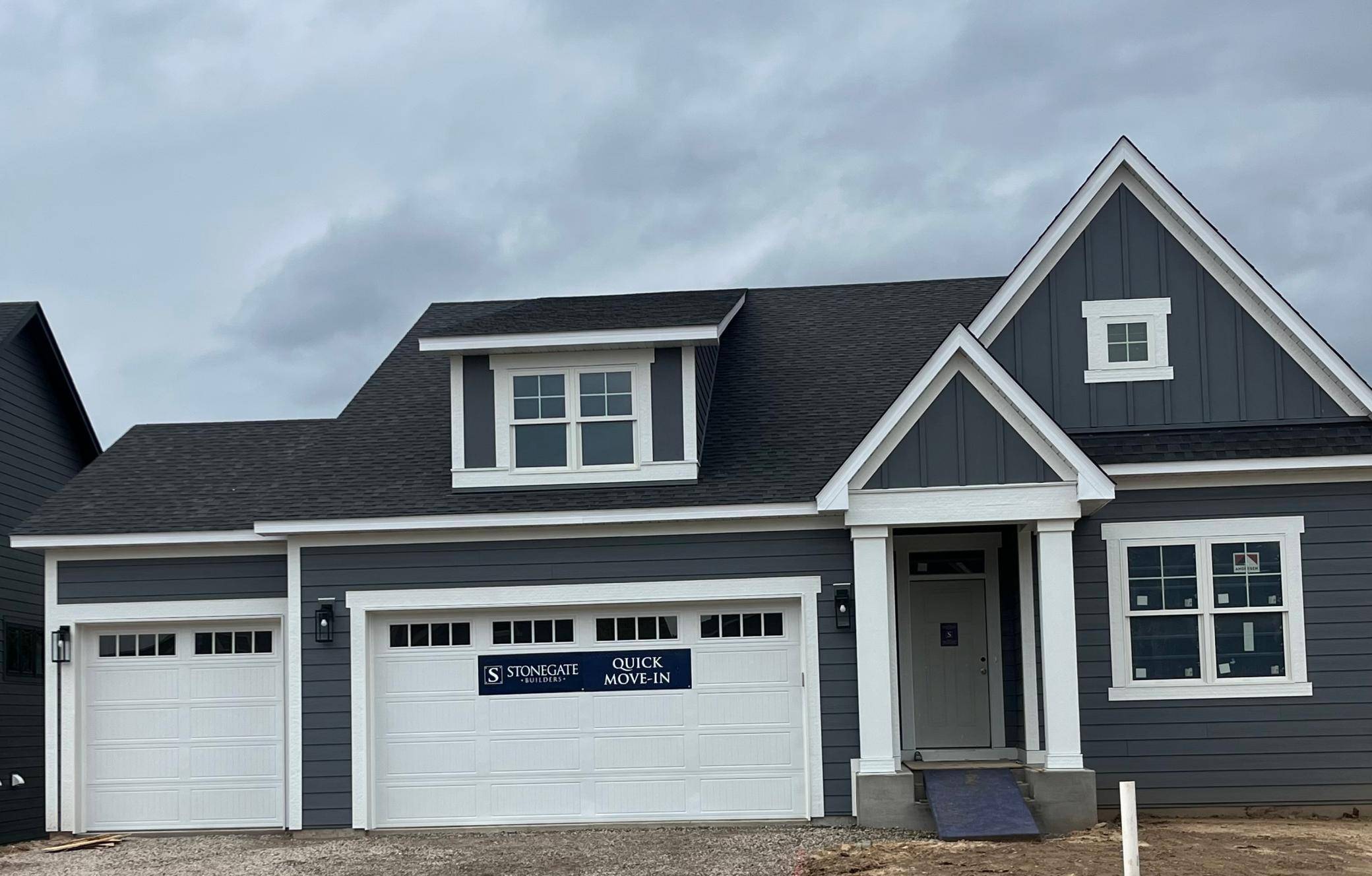 4030 Arbor DR, Woodbury, MN 55129