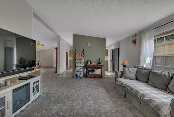Kimball, MN 55353,30 Elm ST N