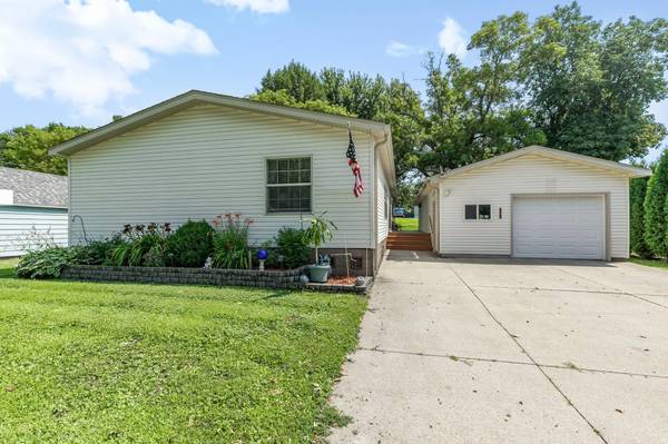 30 Elm ST N, Kimball, MN 55353