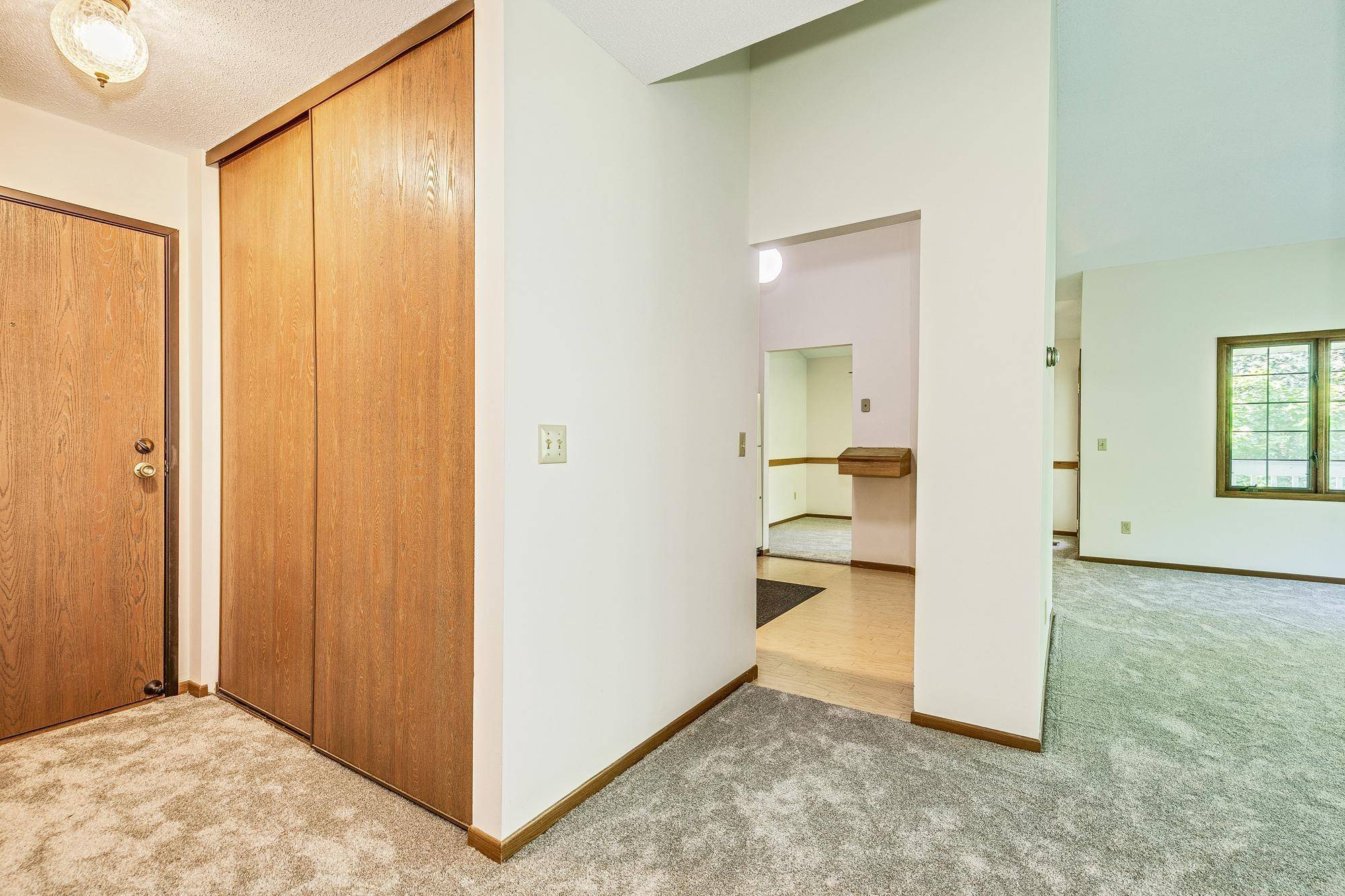 Eagan, MN 55123,3569 Blue Jay WAY #201
