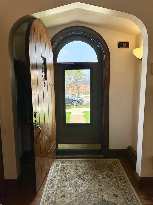 Walker, MN 56484,409 Michigan AVE W