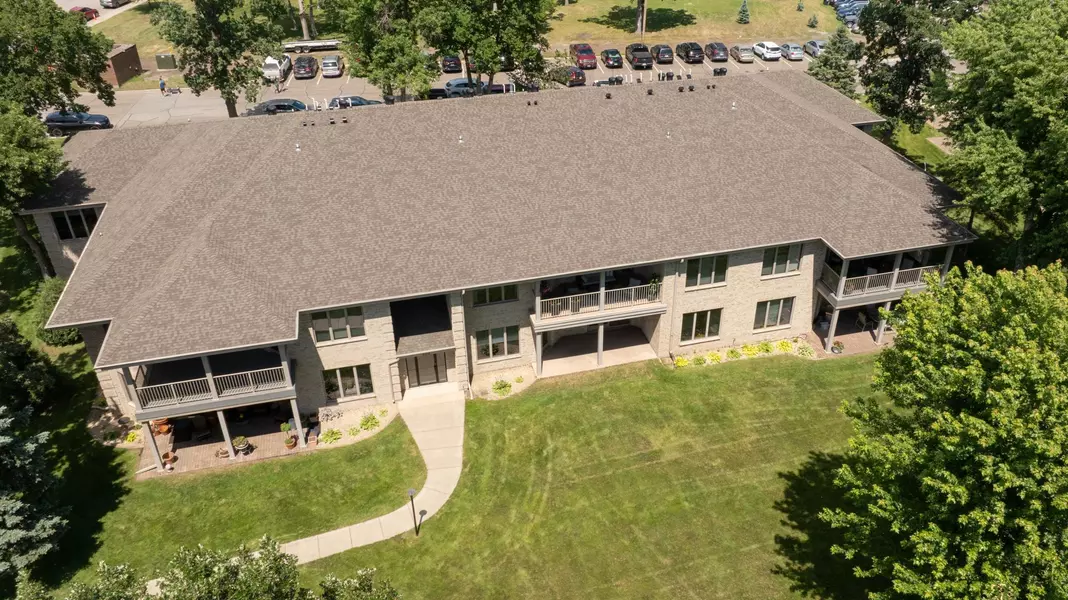 502 W Lake DR #102, Detroit Lakes, MN 56501
