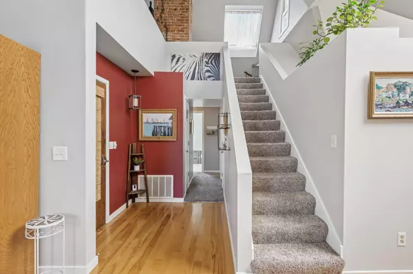 Saint Paul, MN 55102,112 Western AVE N #3