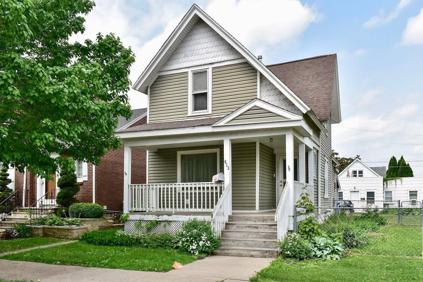 653 Johnson ST, Winona, MN 55987
