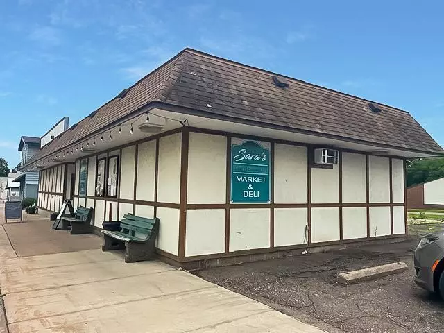 201 River AVE S, Prairie Farm, WI 54762