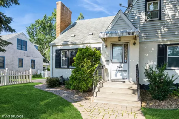 Saint Paul, MN 55117,1421 Mackubin ST