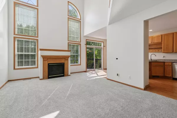 Apple Valley, MN 55124,15273 Florist CIR #21