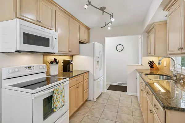 Wayzata, MN 55391,685 Harmony CIR