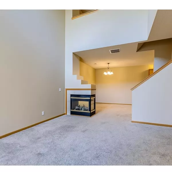 11182 204th ST W #908, Lakeville, MN 55044