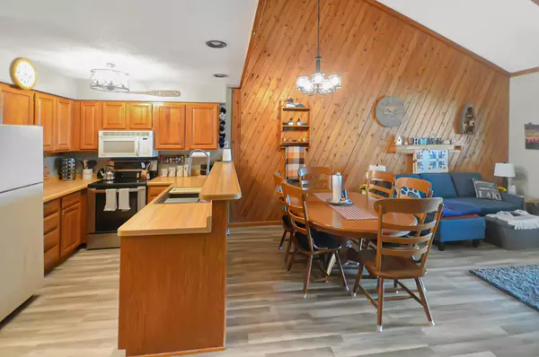 Aitkin, MN 56431,21780 442nd PL #210