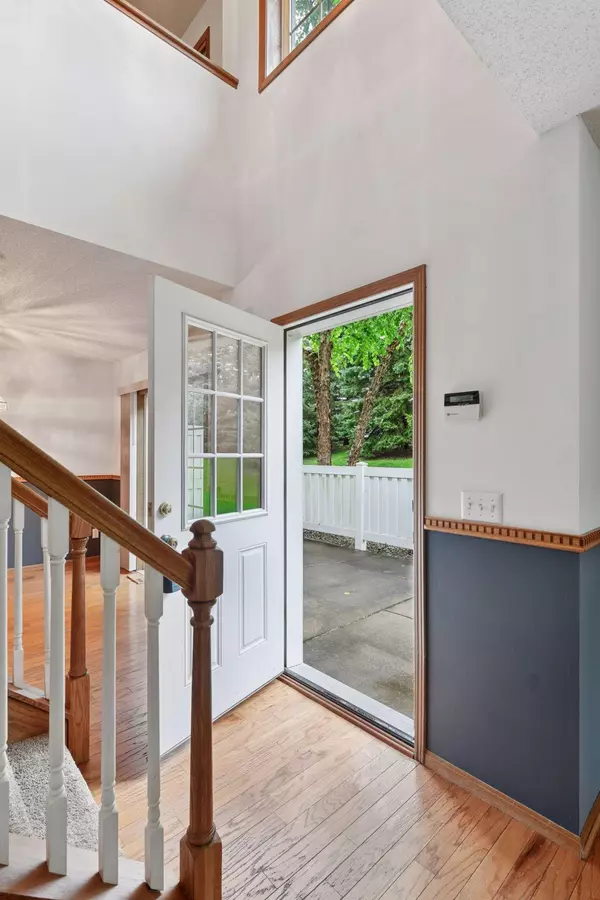 Chanhassen, MN 55317,7846 Autumn Ridge AVE