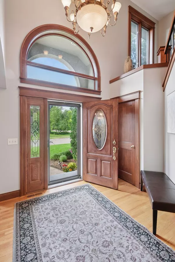 Chaska, MN 55318,2906 Butternut DR