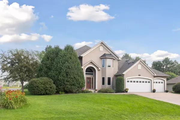 Chaska, MN 55318,2906 Butternut DR