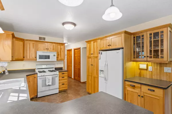Alexandria, MN 56308,615 Woodsmen DR NE