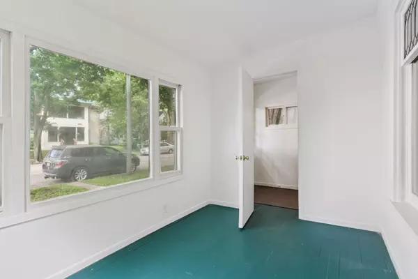 Minneapolis, MN 55406,2933 30th AVE S