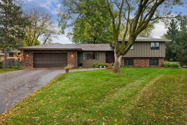 10561 Maryland RD, Bloomington, MN 55438